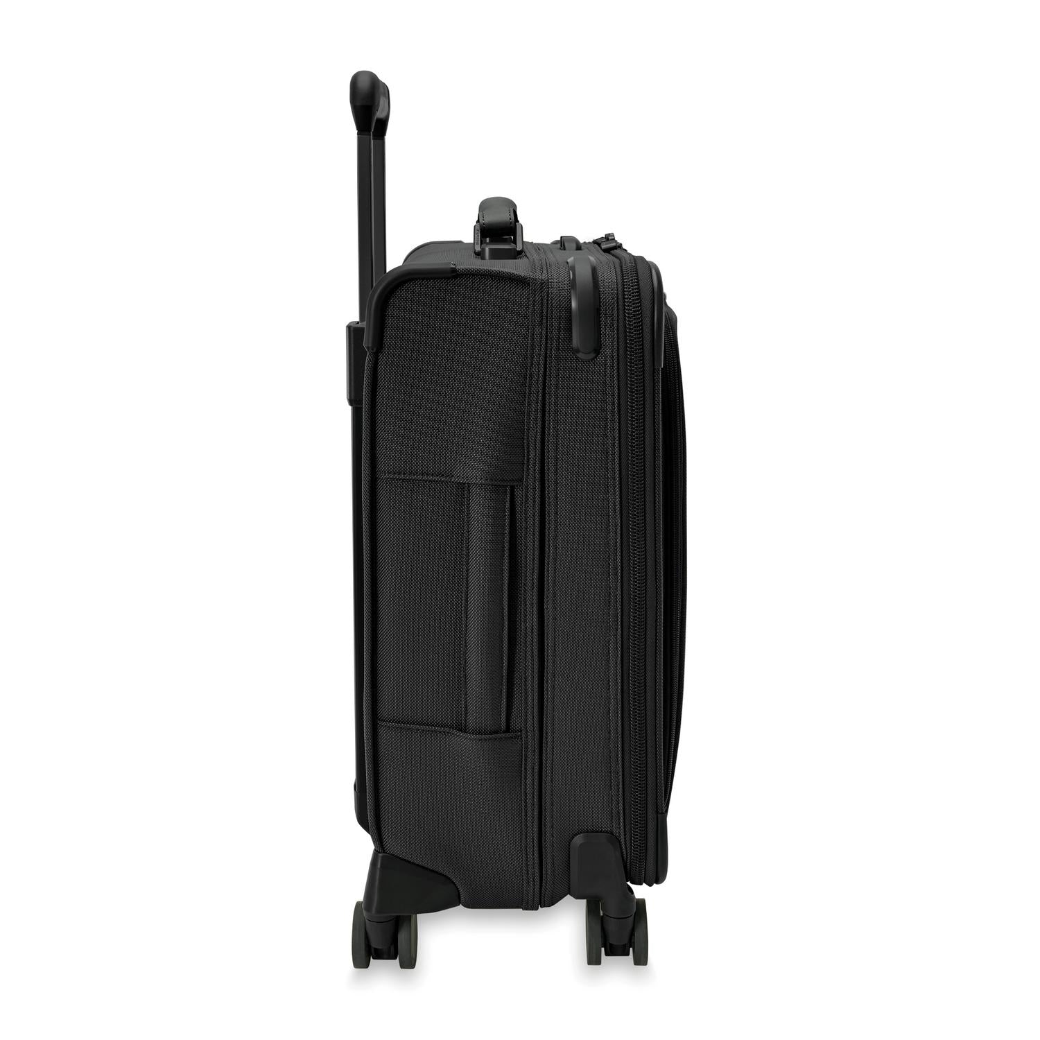 Briggs & Riley Global 53cm Carry-On Expandable Spinner