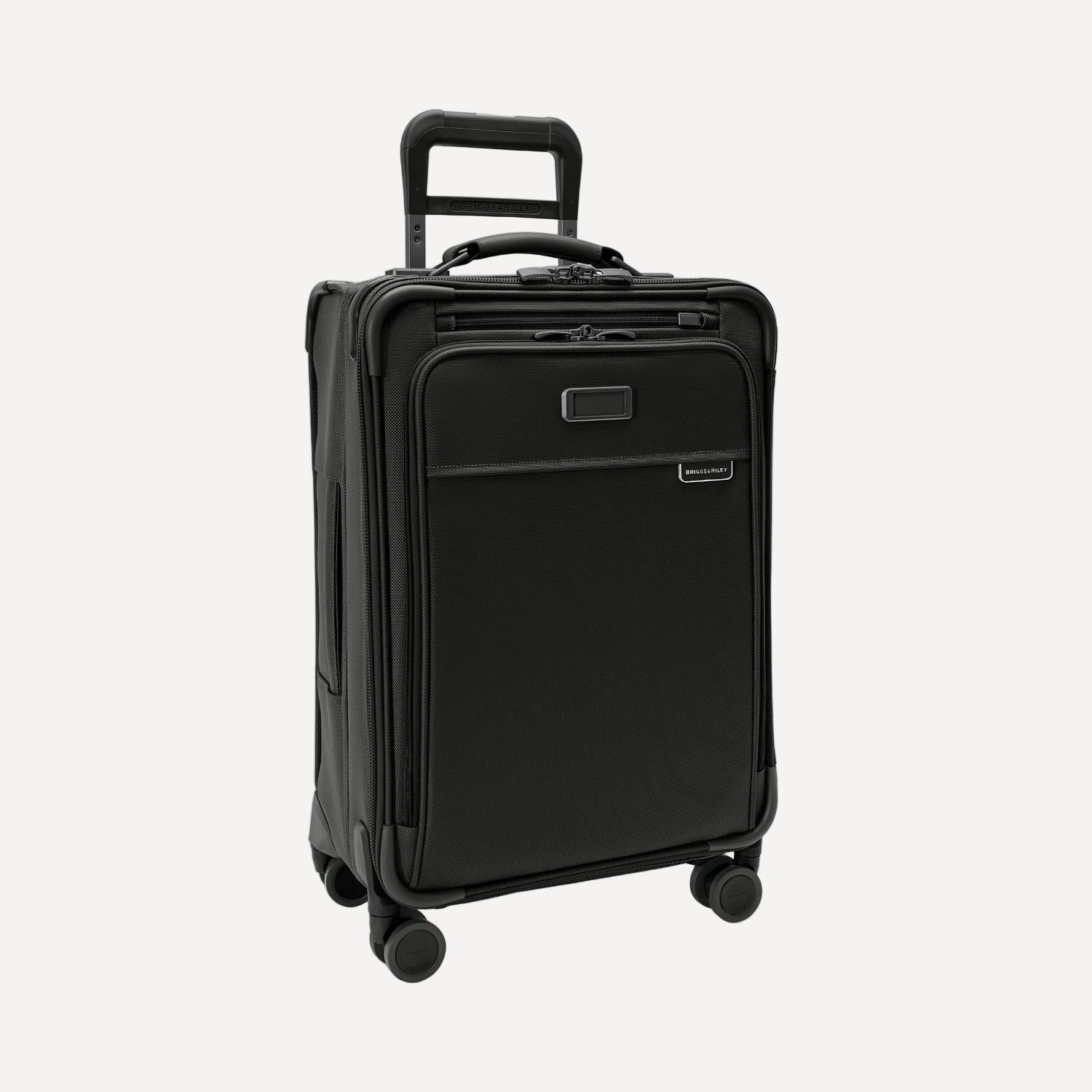 Briggs & Riley Essential 56cm Carry-On Expandable Spinner