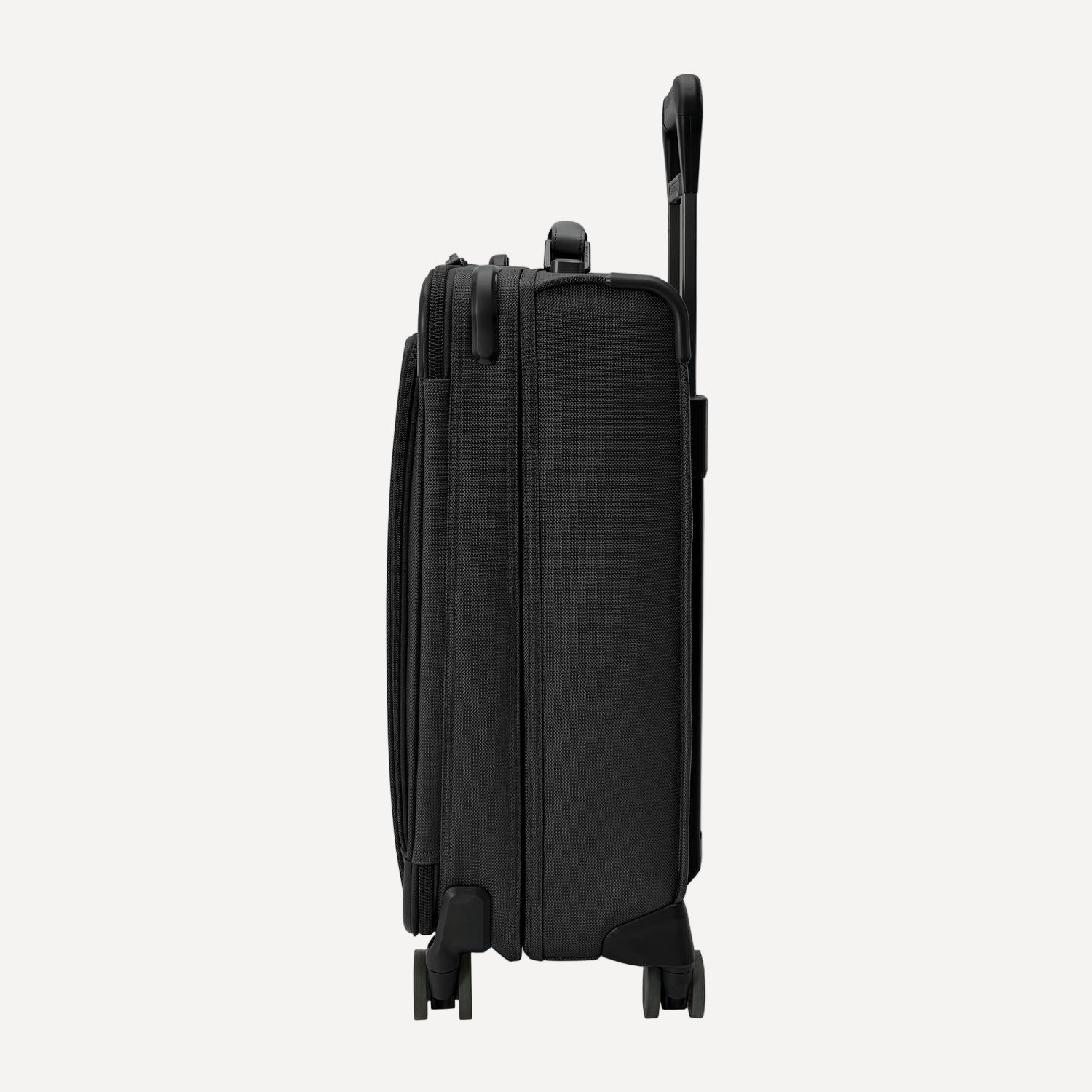 Briggs & Riley Essential 56cm Carry-On Expandable Spinner