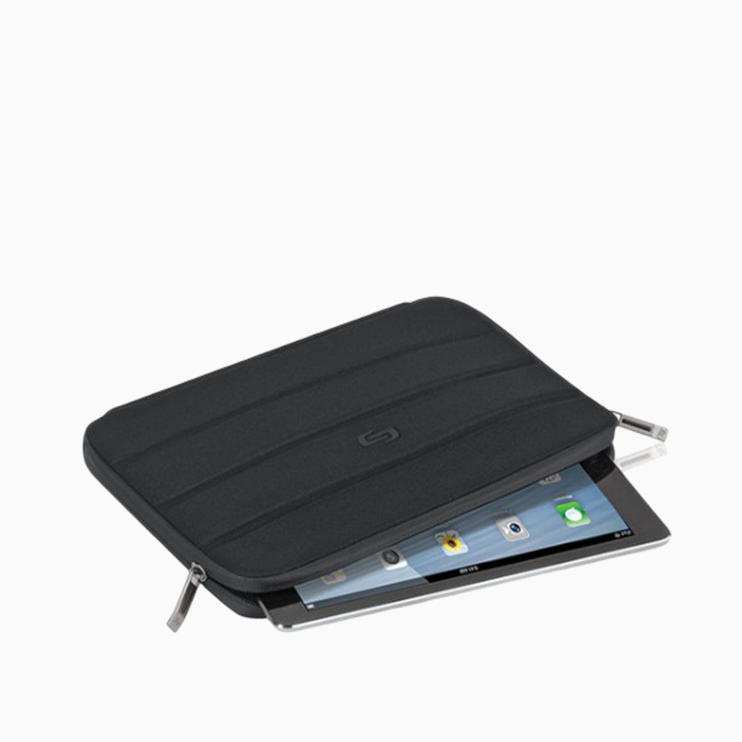 Solo 15.6" Bond Padded Laptop Sleeve, Black