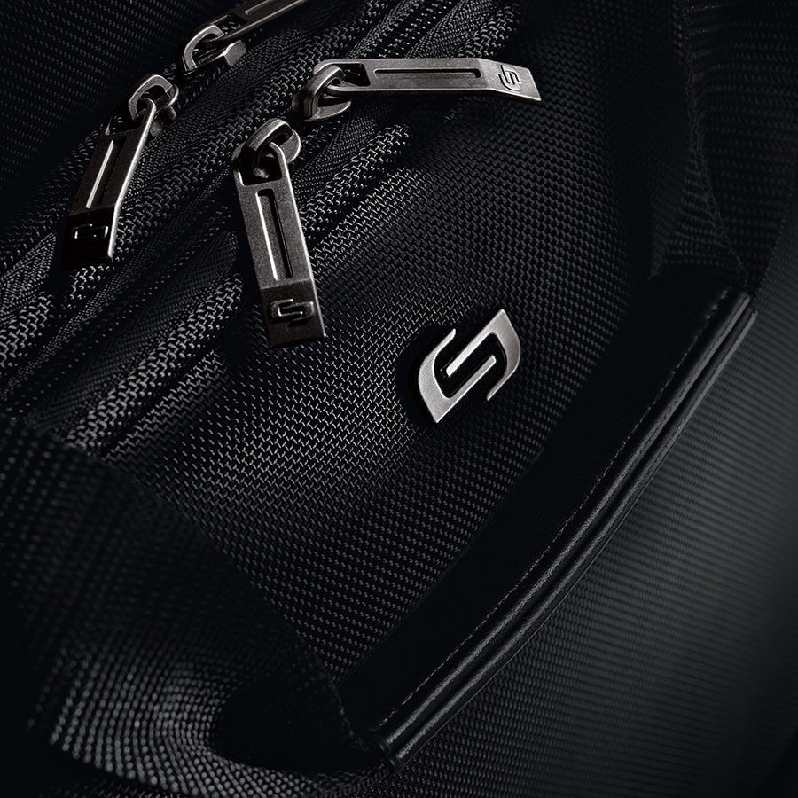 Solo Grand Travel Backpack – TSA-Friendly, 30L Capacity, Fits 17.3" Laptop