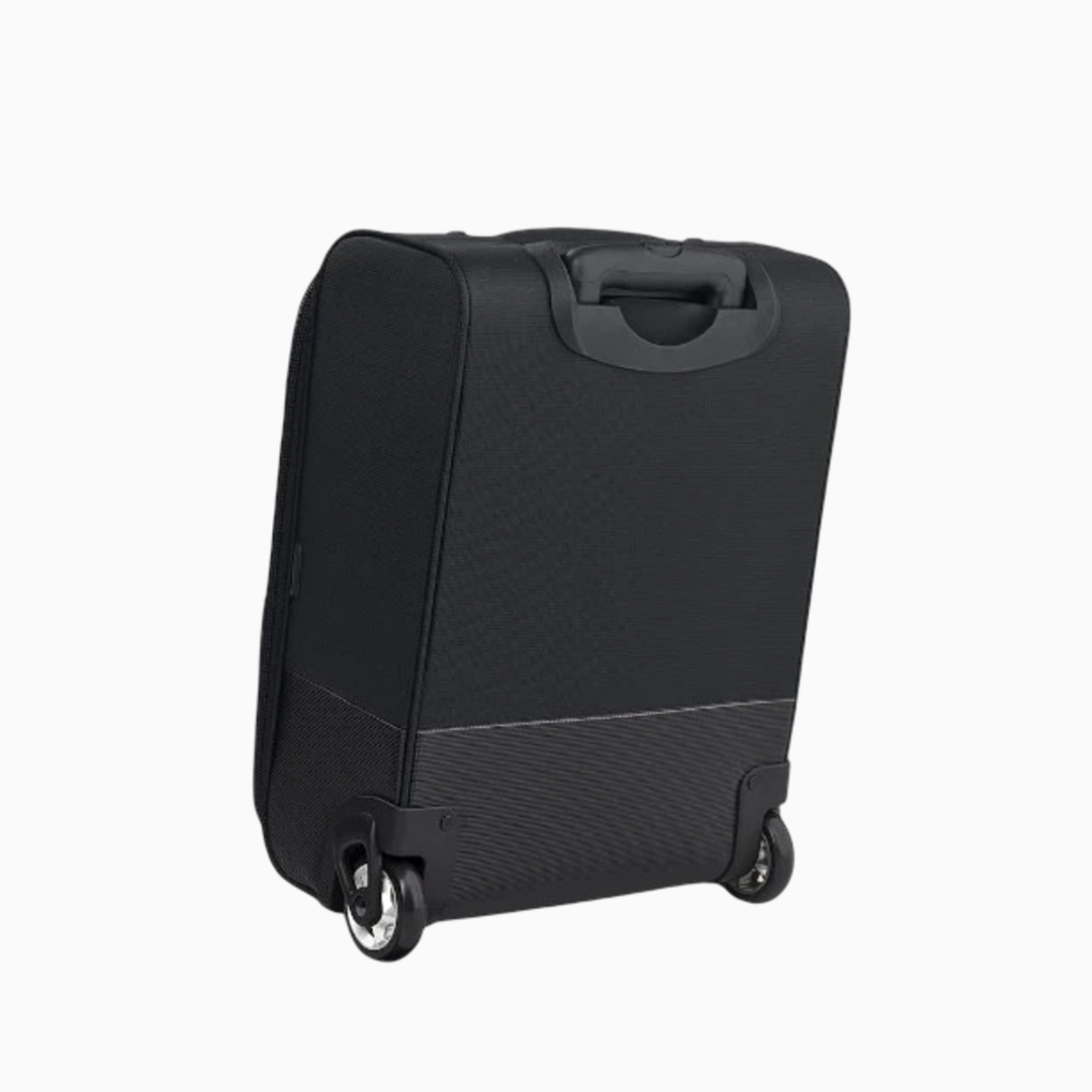 Solo Urban Rolling Overnighter Case in Black