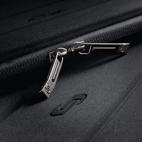 Solo 15.6" Bond Padded Laptop Sleeve, Black