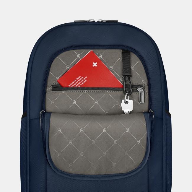 Altmont Modern Deluxe Backpack